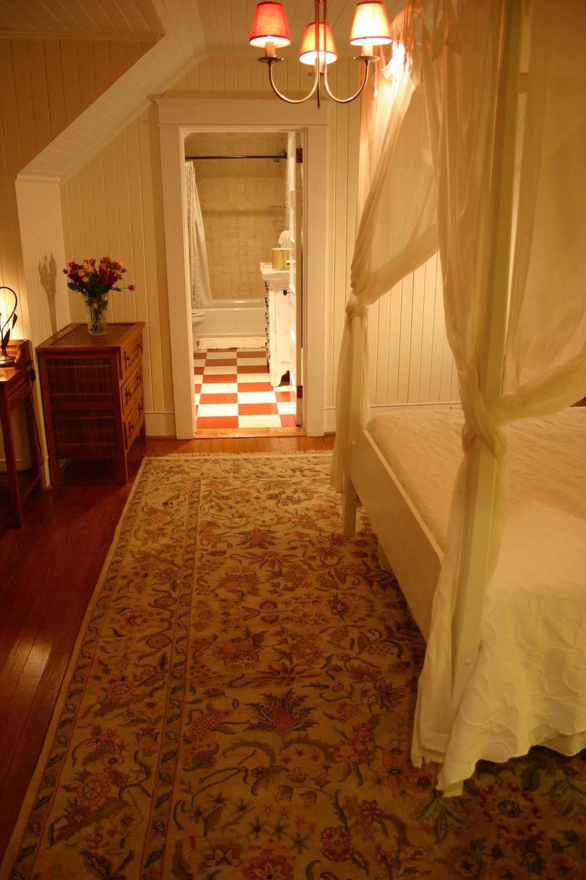 Cameron House Inn マンテオ エクステリア 写真